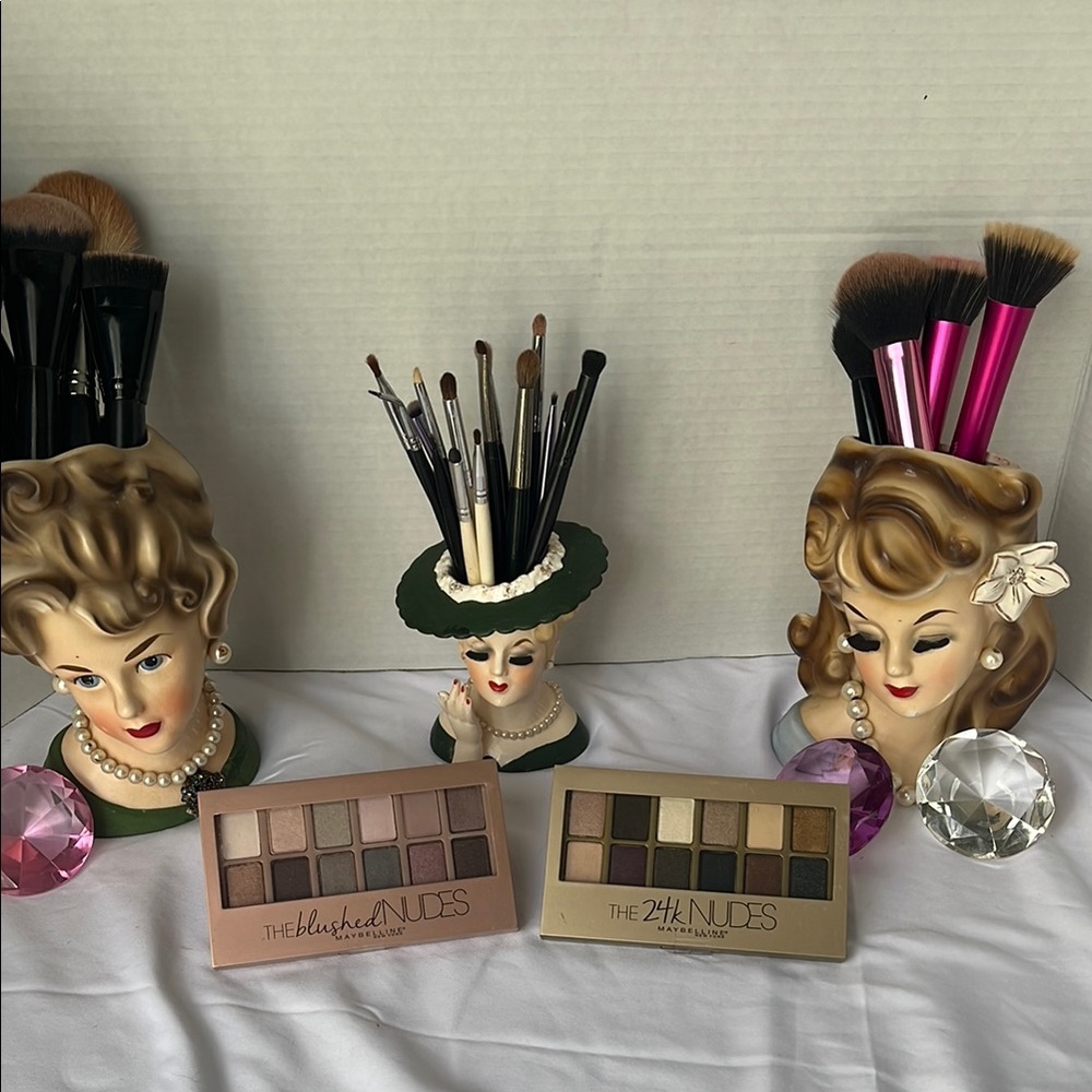 Lot of 2 Maybelline The 24k Nudes and The Blushed Nudes Eyeshadow Palette -